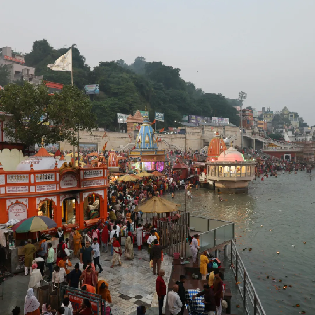 பூரி - காசி - ஹரித்வார் - டெல்லி